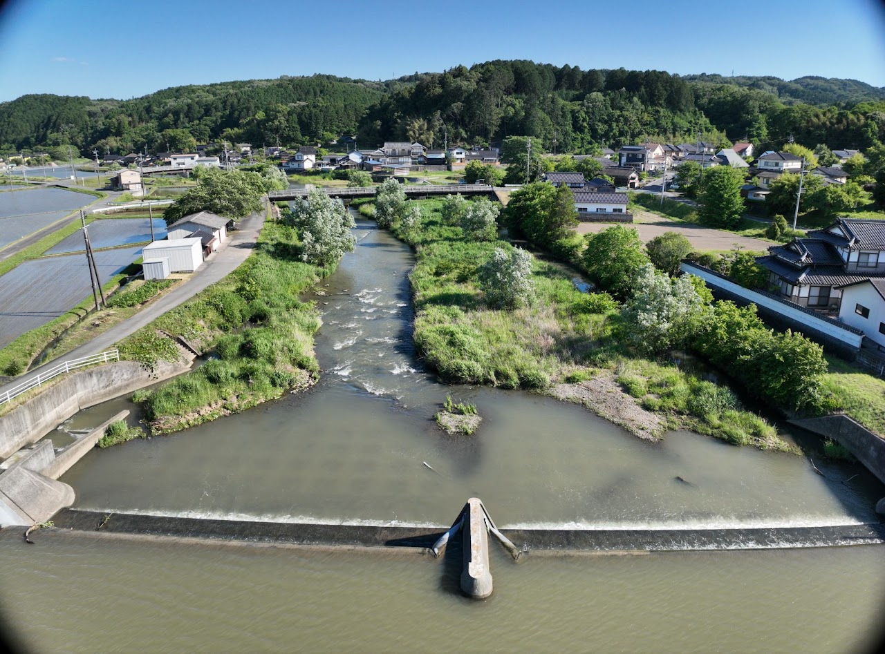 川と街、山がつながる風景